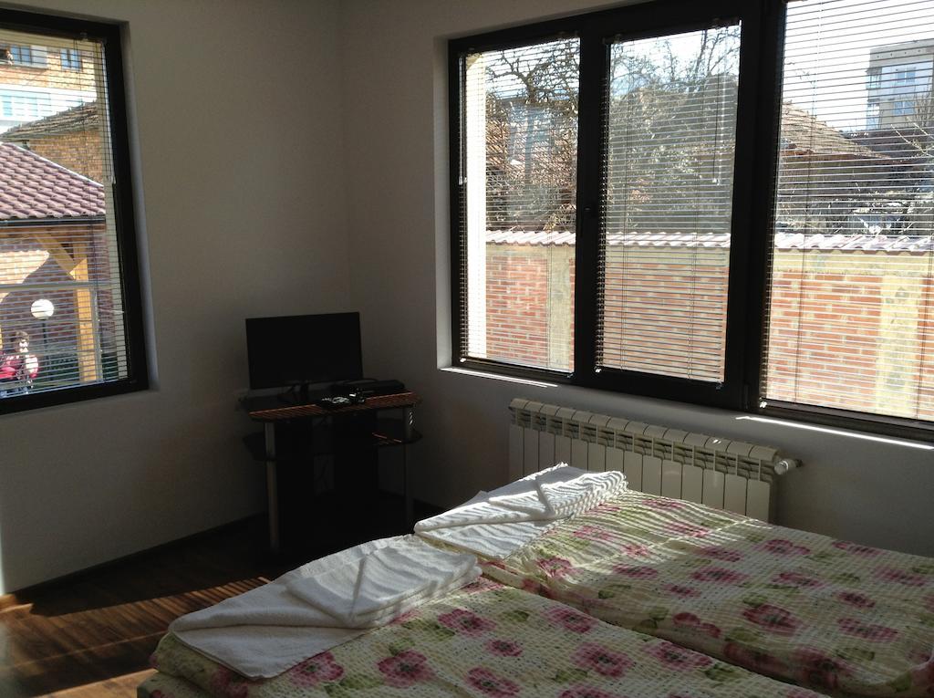 Guest House Luchi Varshets  Phòng bức ảnh