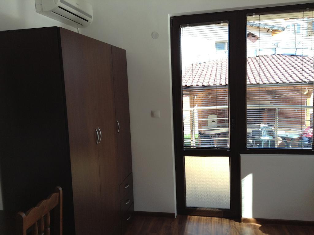 Guest House Luchi Varshets  Ngoại thất bức ảnh
