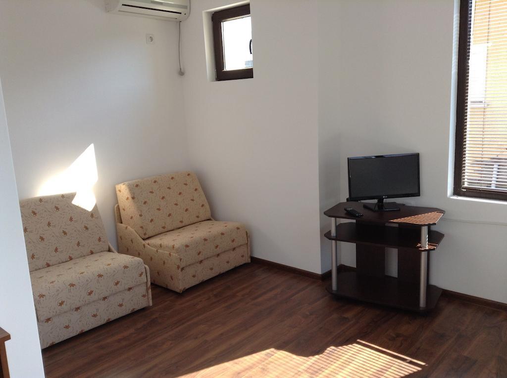 Guest House Luchi Varshets  Phòng bức ảnh